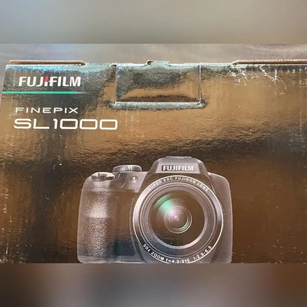 New Fujifilm FinePix SL1000 16MP Digital Camera 50x Zoom Extras HDMI Video NIB